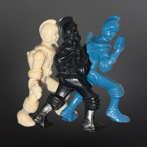 Vintage 1950s Archer - Ajax Hard Plastic Spacemen Blue Cream & Black Figures B4 - Picture 2 of 9
